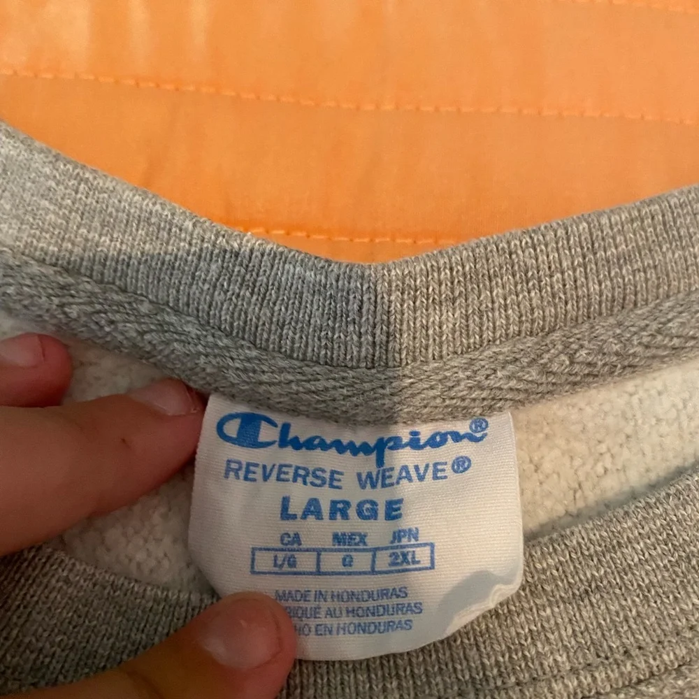 womens champion crew neck sweatshirt - Picture 4 of 4